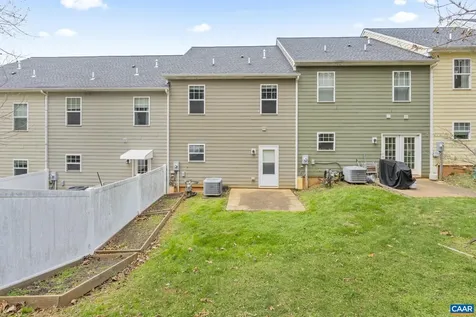 1610 Kempton Place Charlottesville VA 22911