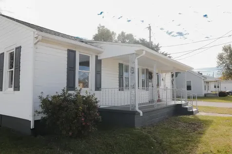 10 Bradley Lane Waynesboro VA 22980