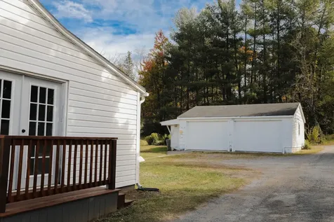 10 Bradley Lane Waynesboro VA 22980