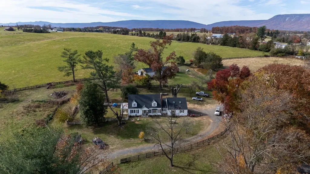 Luray VA, 143 Lakewood Road