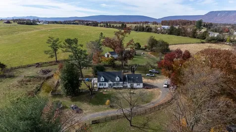 143 Lakewood Road Luray VA 22835