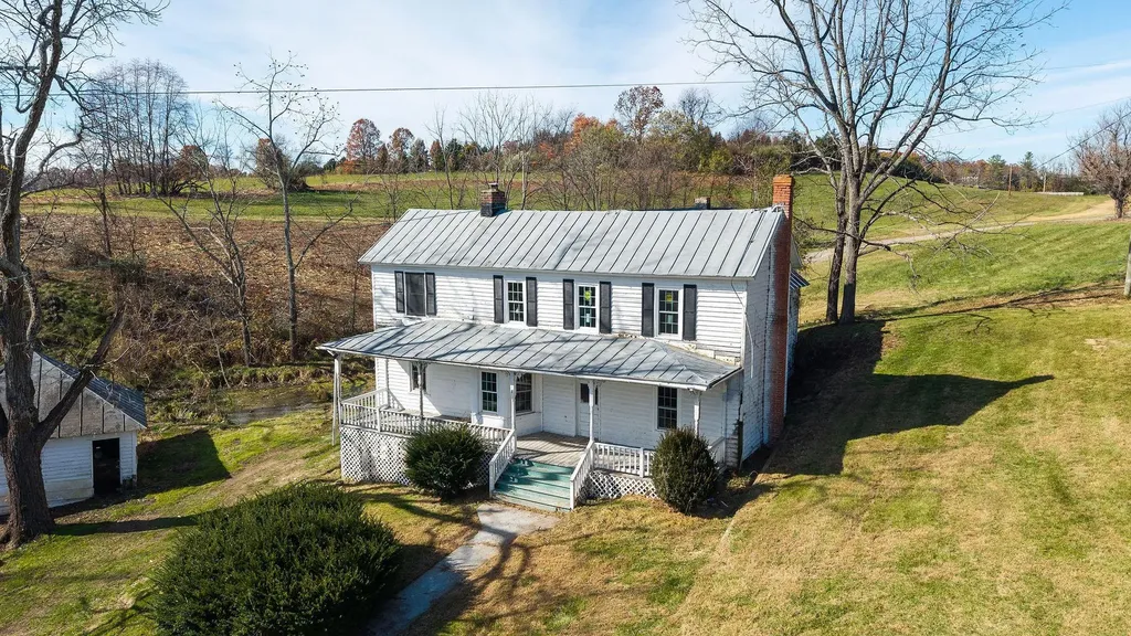 5818 Lee Jackson Highway Greenville VA 24440