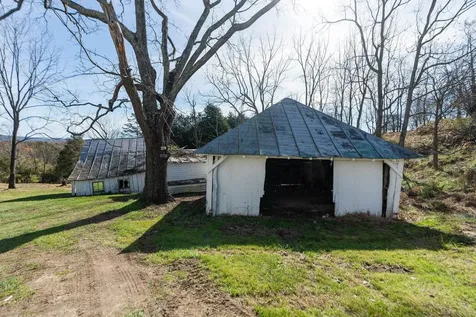 5818 Lee Jackson Highway Greenville VA 24440