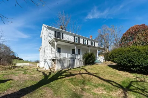5818 Lee Jackson Highway Greenville VA 24440