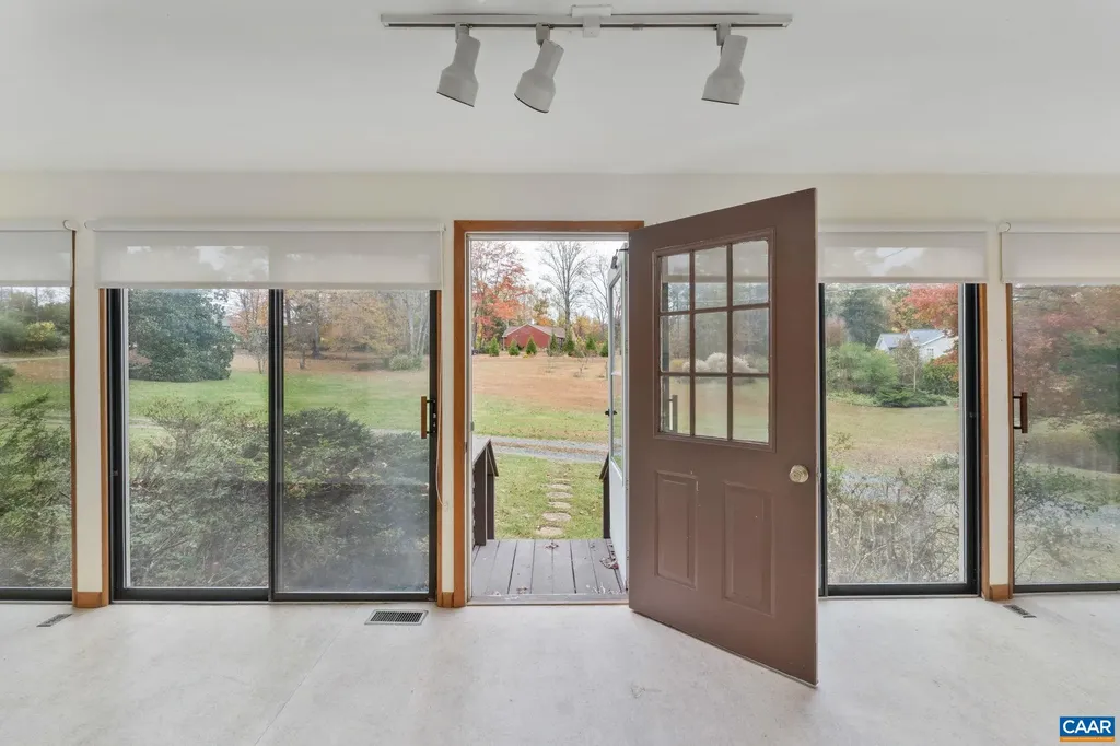 6497 Grove Hill Court Gordonsville VA 22942