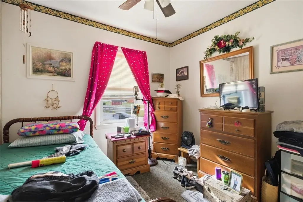 811 Spotswood Drive Harrisonburg VA 22801