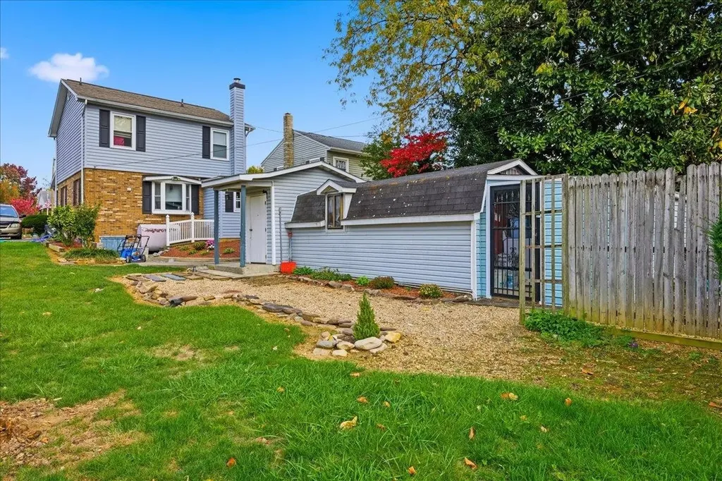 811 Spotswood Drive Harrisonburg VA 22801