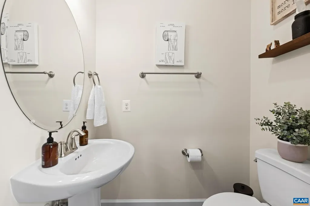 3490 Thicket Run Place Charlottesville VA 22911