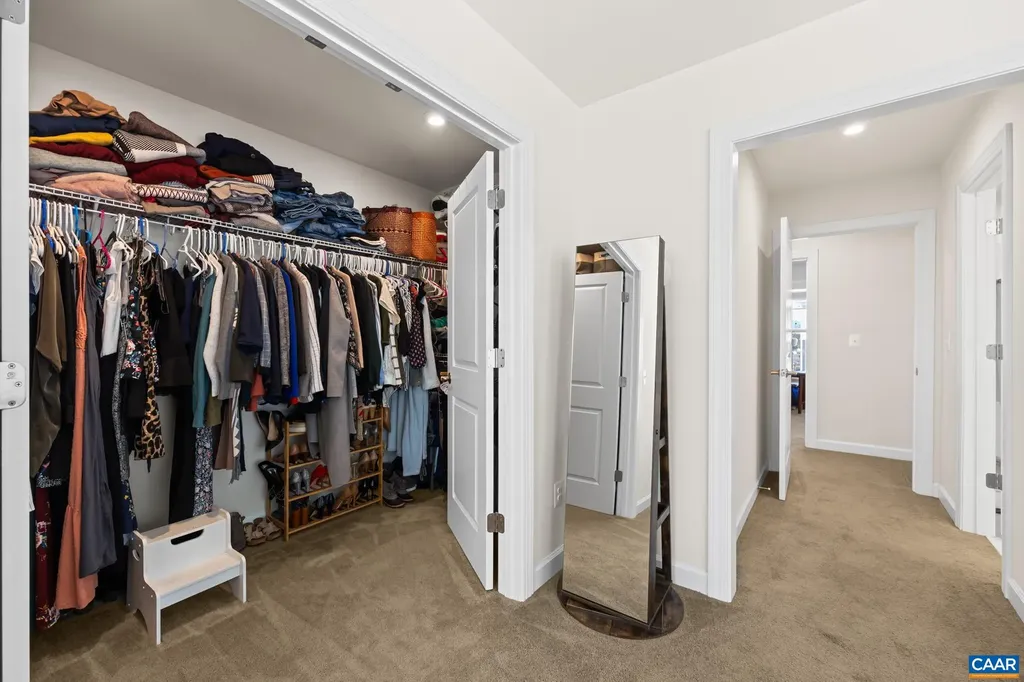 3490 Thicket Run Place Charlottesville VA 22911