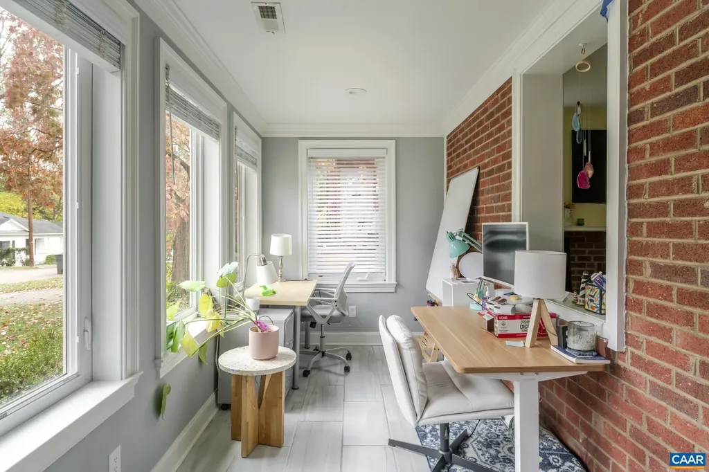 203 Raymond Avenue Charlottesville VA 22903