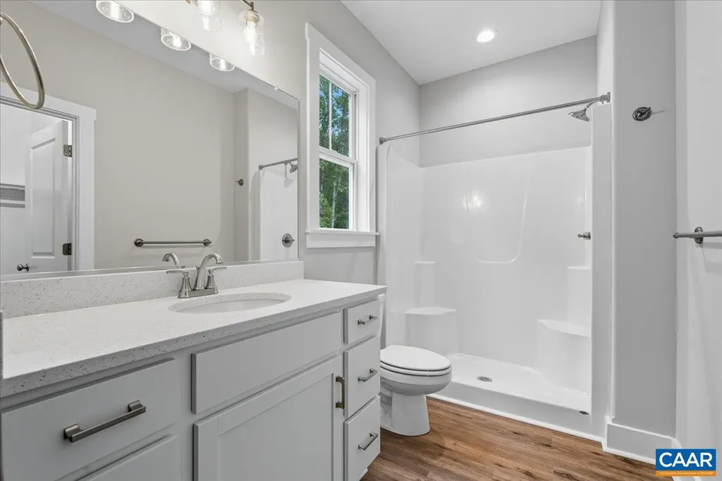 1646 Jerusalem Church Road Scottsville VA 23921