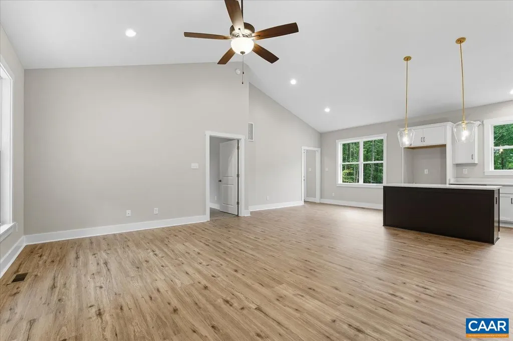 1646 Jerusalem Church Road Scottsville VA 23921