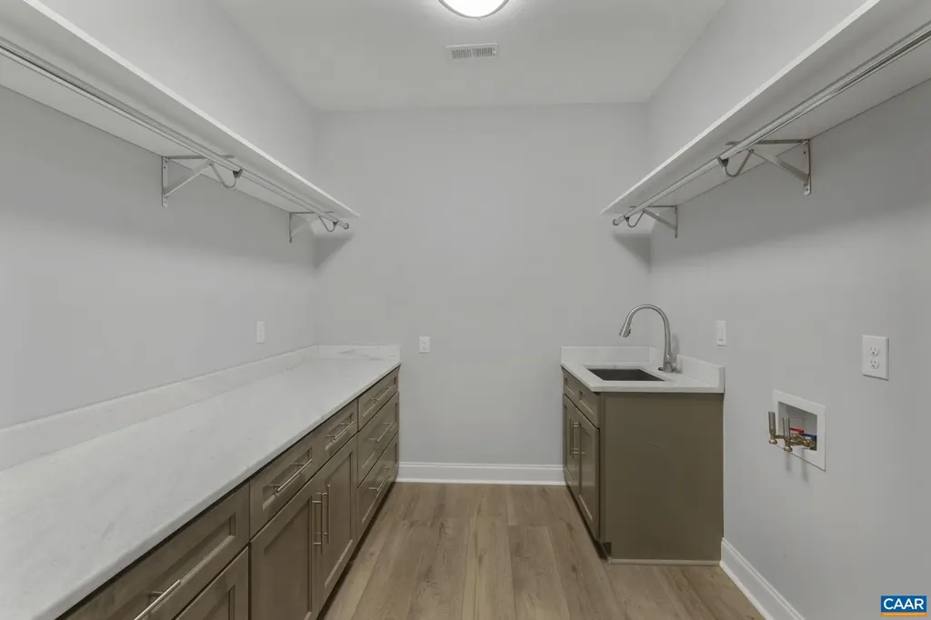 1274 Bear Island Parkway Zion Crossroads VA 22942