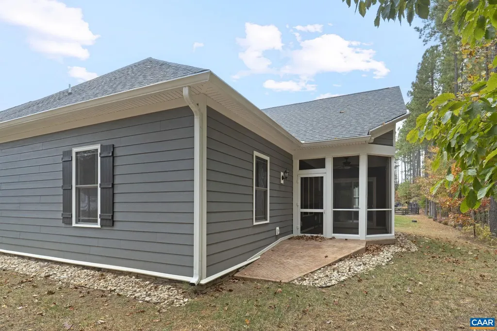 1274 Bear Island Parkway Zion Crossroads VA 22942