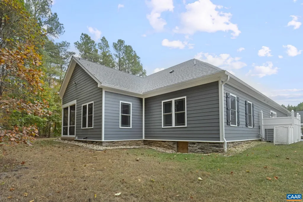 1274 Bear Island Parkway Zion Crossroads VA 22942