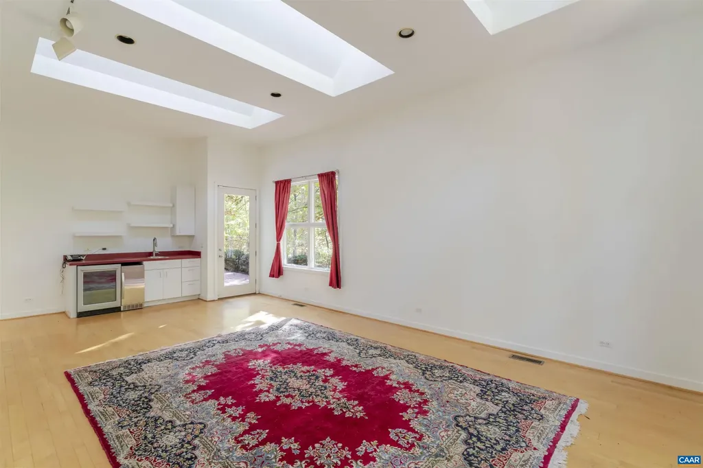 2990 Beau Mont Farm Road Charlottesville VA 22901