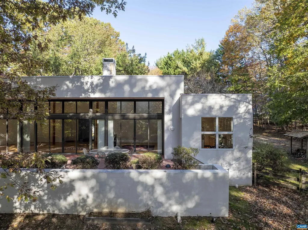 2990 Beau Mont Farm Road Charlottesville VA 22901