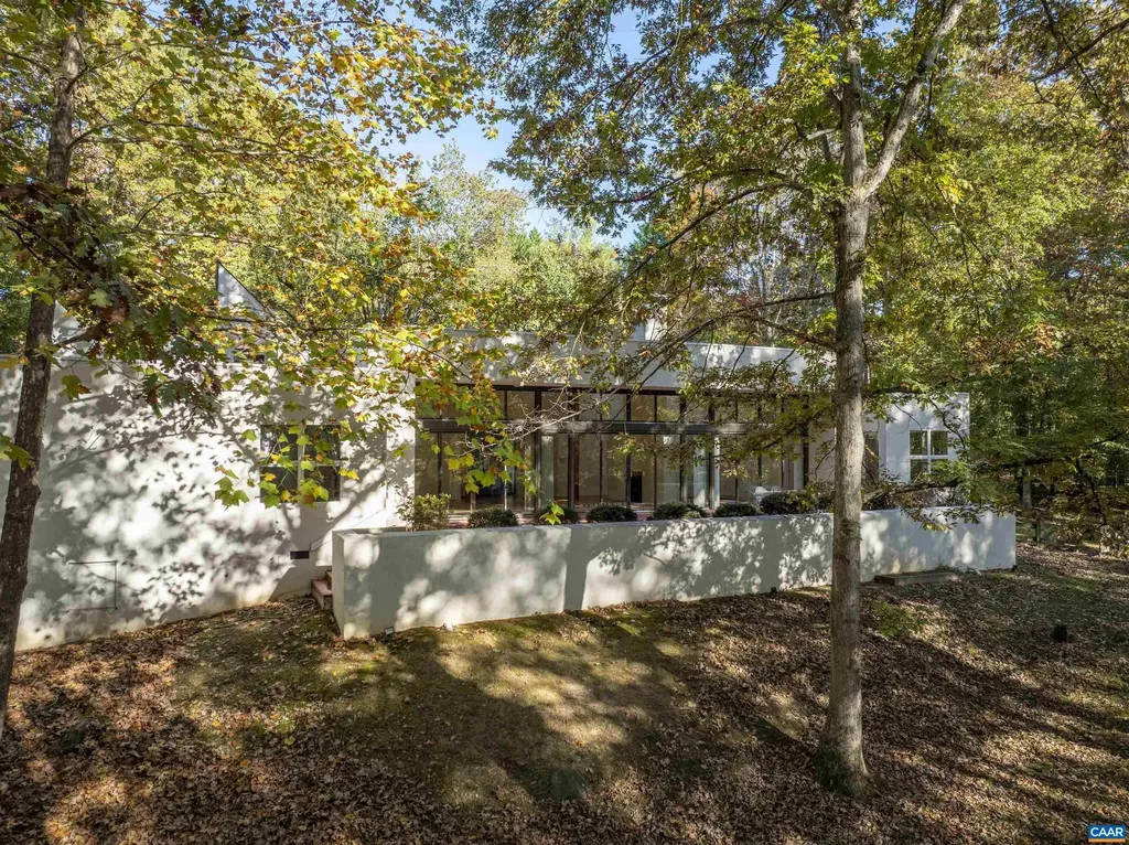 2990 Beau Mont Farm Road Charlottesville VA 22901