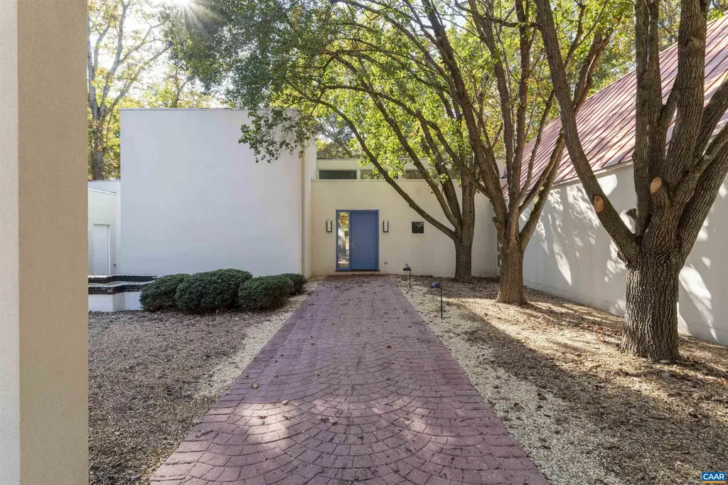 2990 Beau Mont Farm Road Charlottesville VA 22901