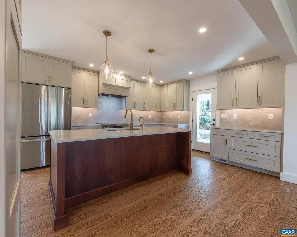 49 Canterbury Road Charlottesville VA 22903