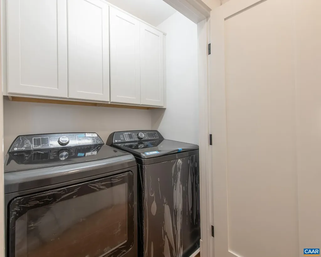 49 Canterbury Road Charlottesville VA 22903