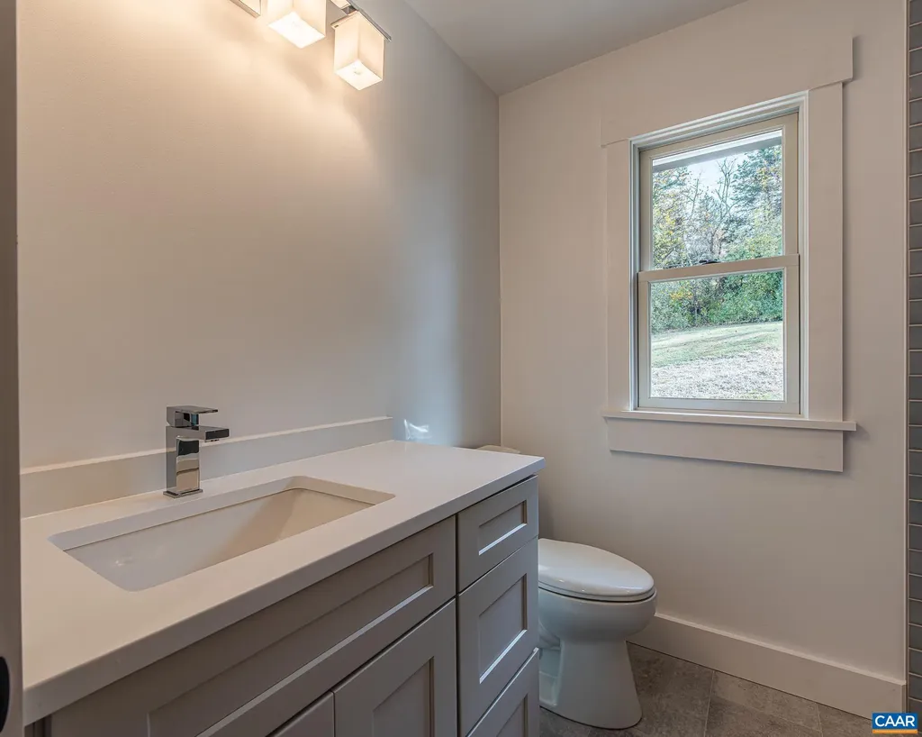 49 Canterbury Road Charlottesville VA 22903