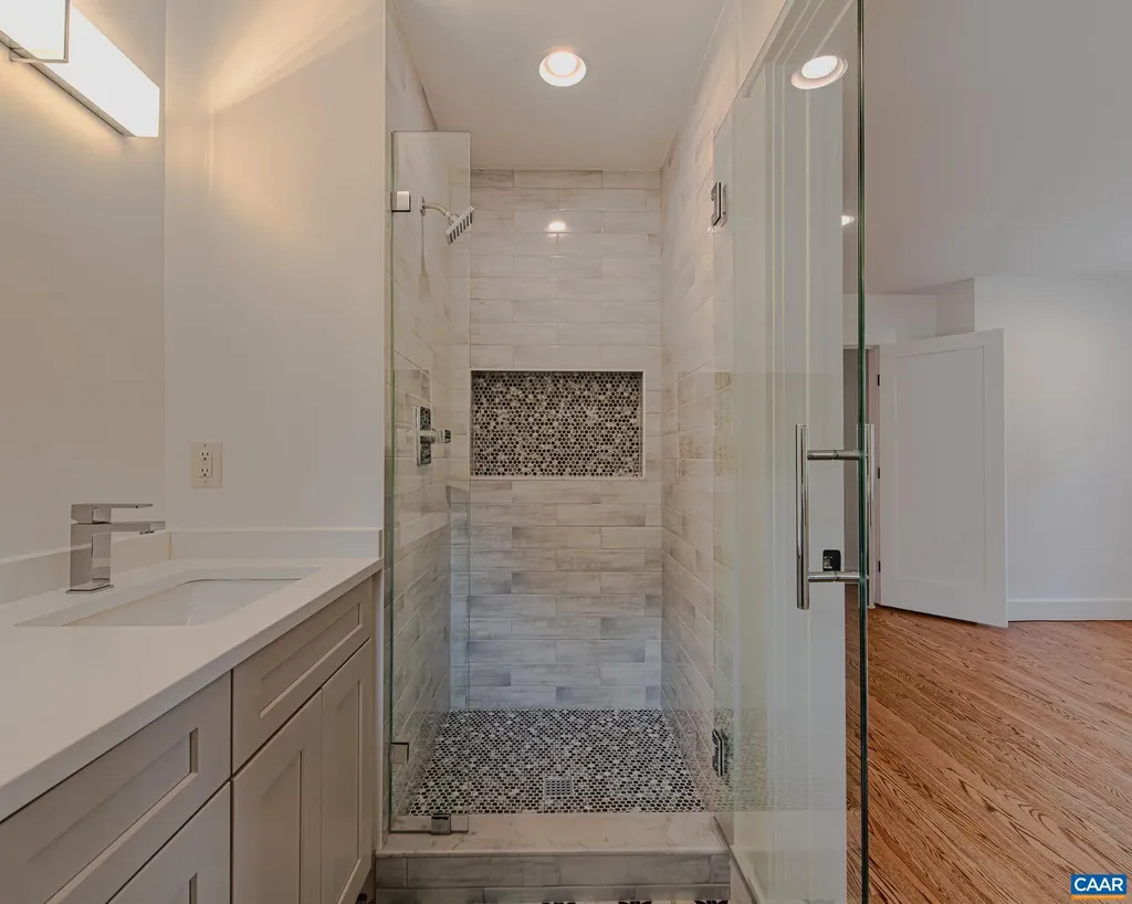 49 Canterbury Road Charlottesville VA 22903