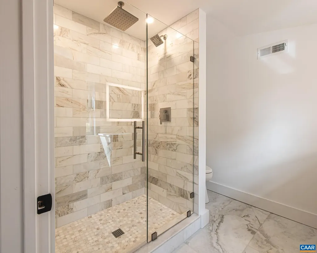 49 Canterbury Road Charlottesville VA 22903