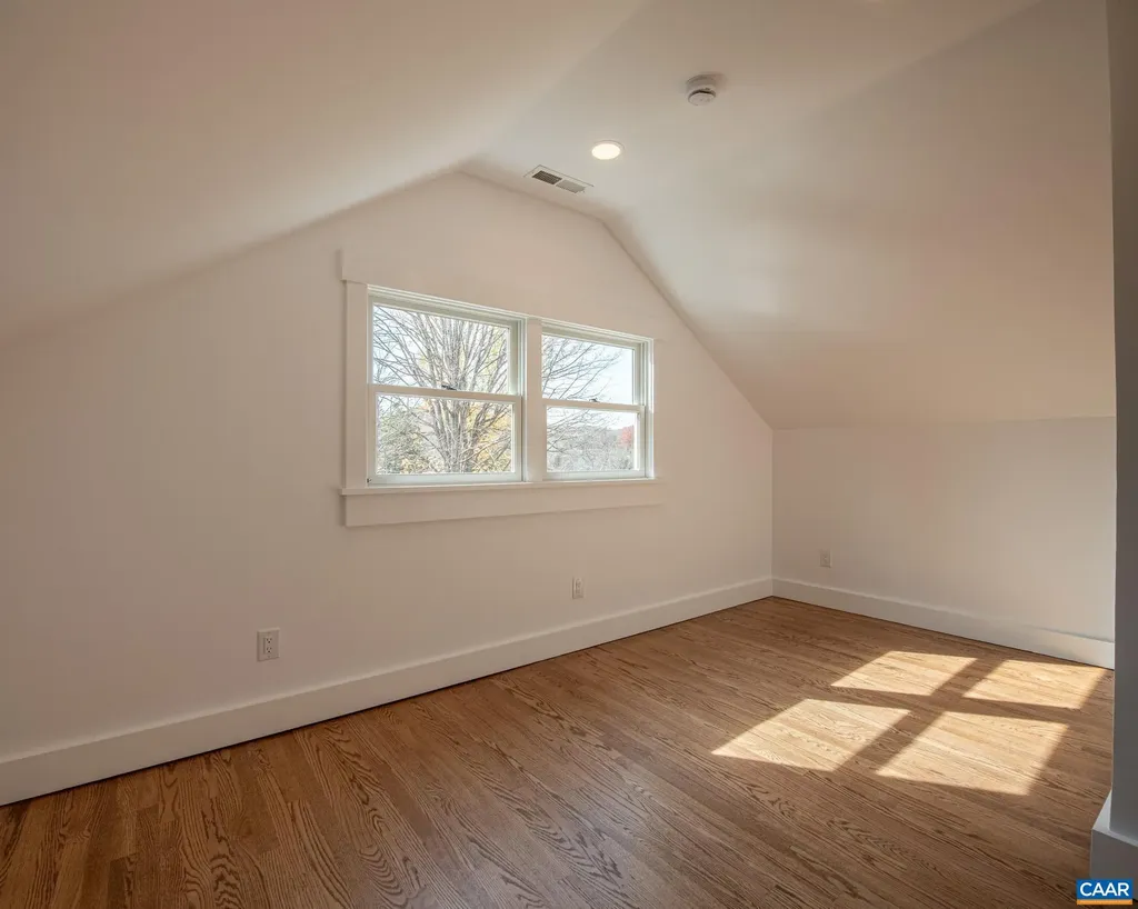 49 Canterbury Road Charlottesville VA 22903