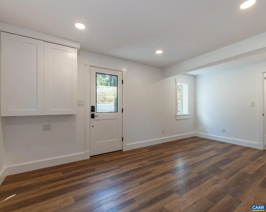 49 Canterbury Road Charlottesville VA 22903