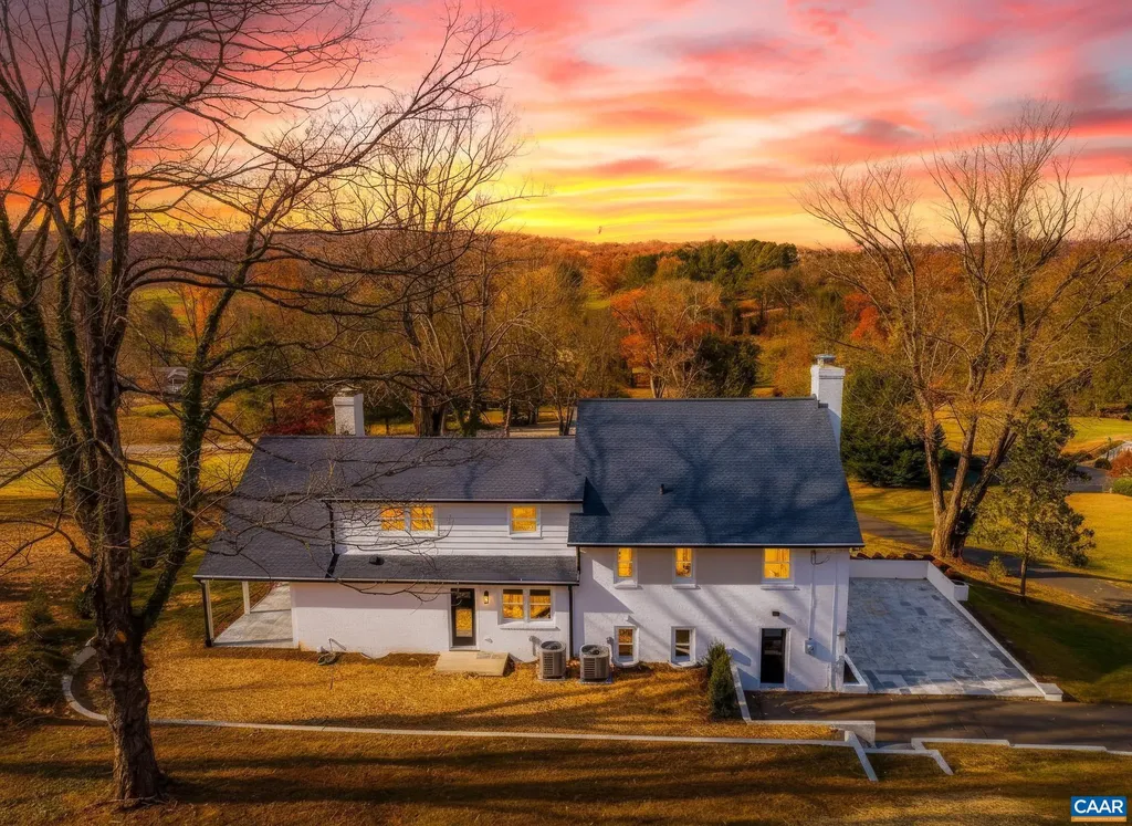 49 Canterbury Road Charlottesville VA 22903