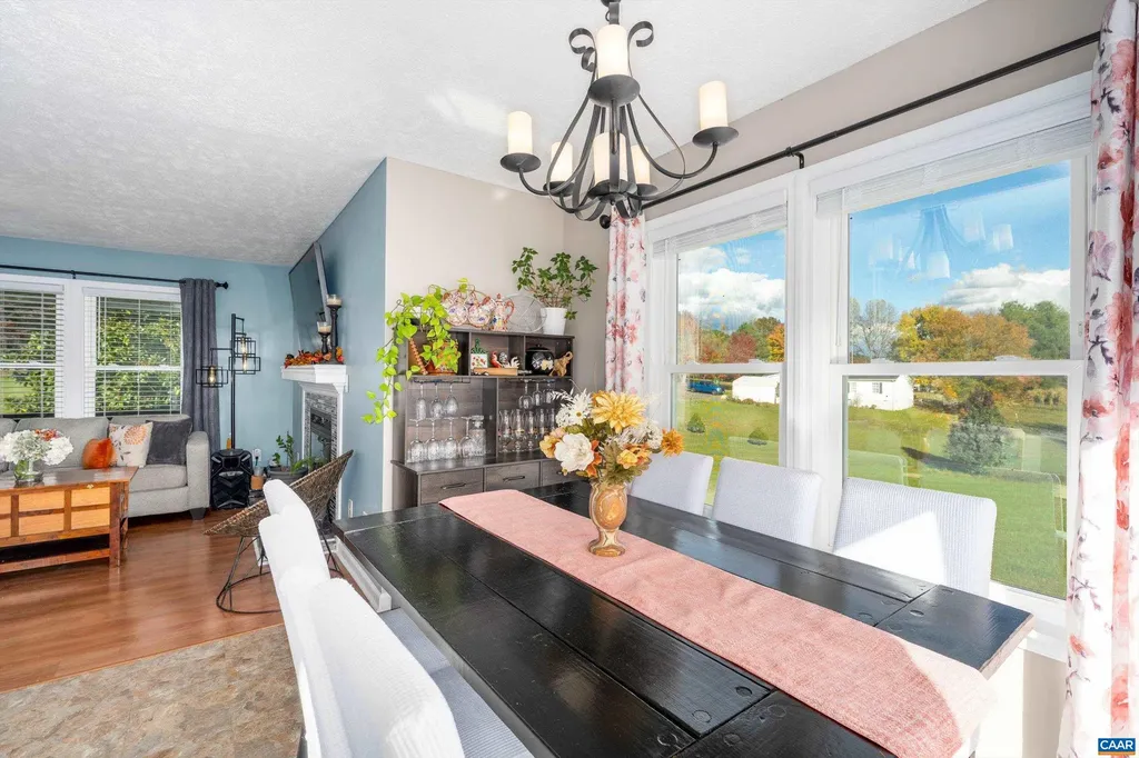 568 Branch Road Scottsville VA 24590