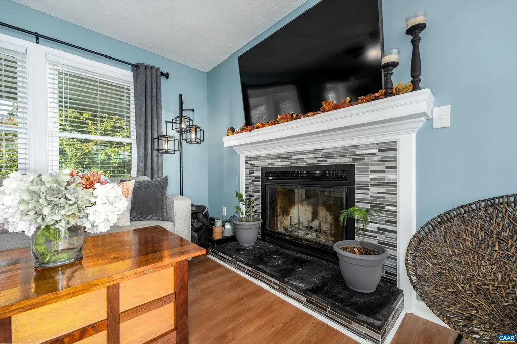 568 Branch Road Scottsville VA 24590