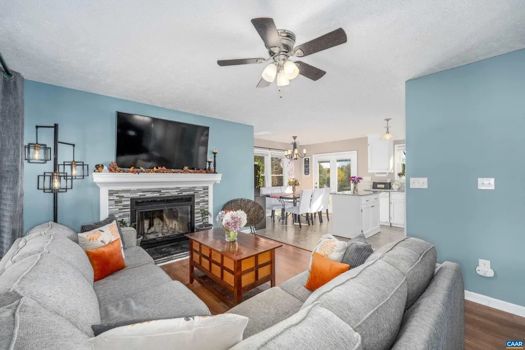 568 Branch Road Scottsville VA 24590