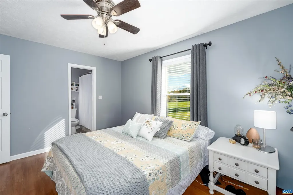 568 Branch Road Scottsville VA 24590