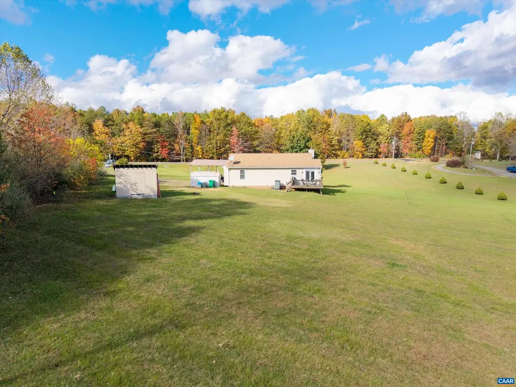 568 Branch Road Scottsville VA 24590