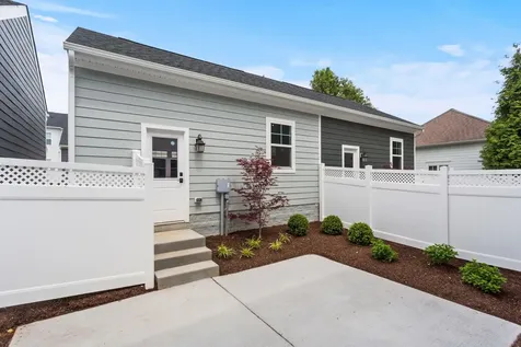 3251 Preston Shore Drive Rockingham VA 22801