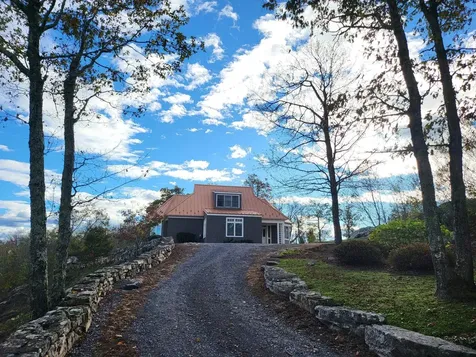 504 Airport Drive Hot Springs VA 24445