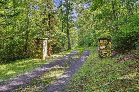 504 Airport Drive Hot Springs VA 24445