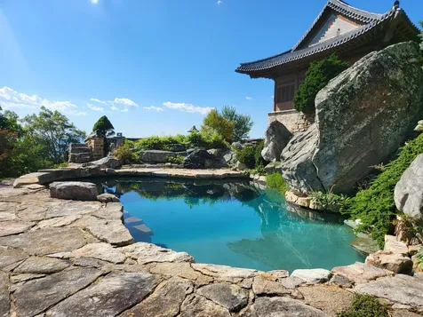 106 Airport Drive Hot Springs VA 24445