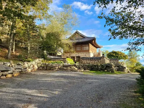 106 Airport Drive Hot Springs VA 24445
