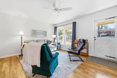 967 Lee Avenue Harrisonburg VA 22802