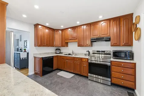 967 Lee Avenue Harrisonburg VA 22802