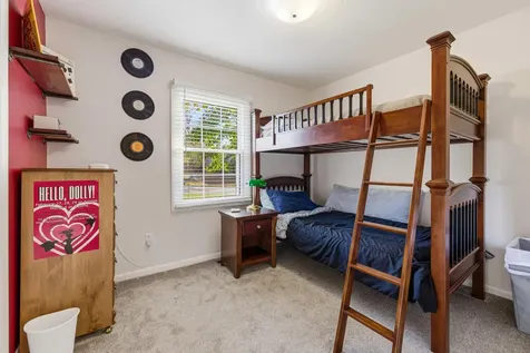 967 Lee Avenue Harrisonburg VA 22802