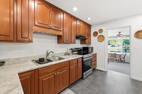 967 Lee Avenue Harrisonburg VA 22802