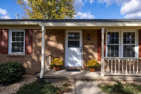 967 Lee Avenue Harrisonburg VA 22802