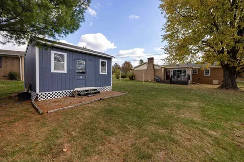 967 Lee Avenue Harrisonburg VA 22802