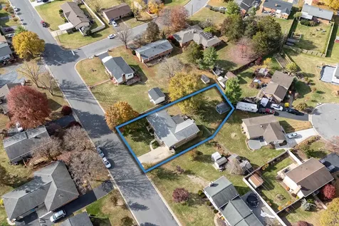 967 Lee Avenue Harrisonburg VA 22802