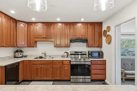 967 Lee Avenue Harrisonburg VA 22802