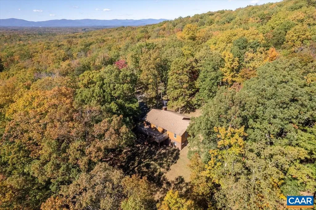 6112 Chestnut Lane Gordonsville VA 22942